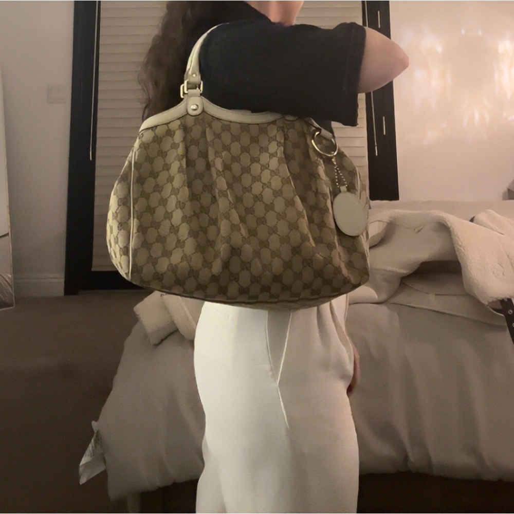 Gucci Sukey Bag - Picture 5 of 5
